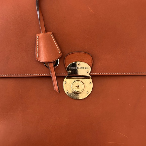 Dooney & Bourke Alto Gusset Brown Leather Briefcase with Gold Lock - Picture 7 of 11